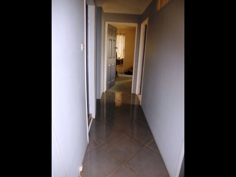 15 Kyrie Avenue, Mount Isa QLD 4825