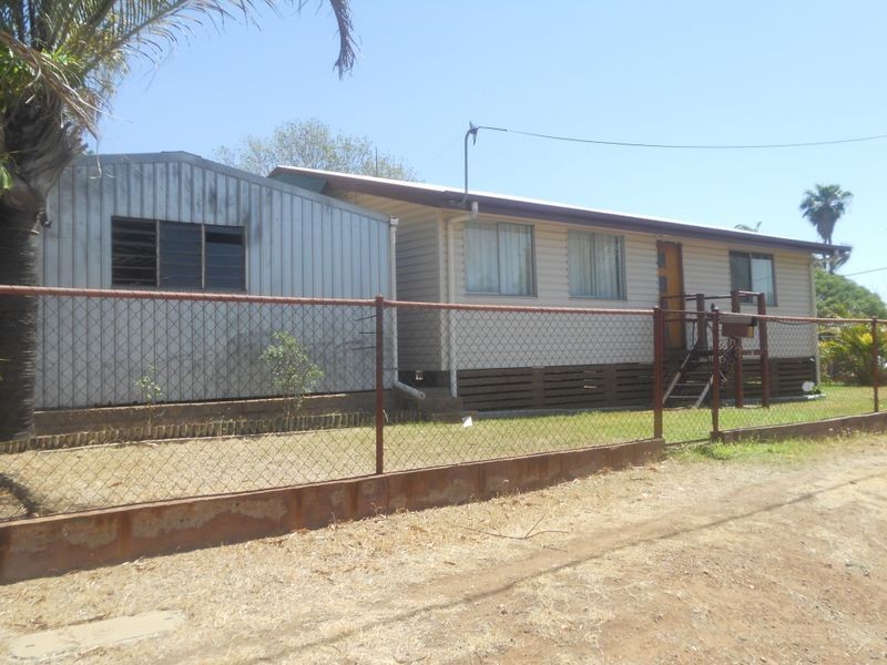 6 Juniper Street, Mount Isa QLD 4825