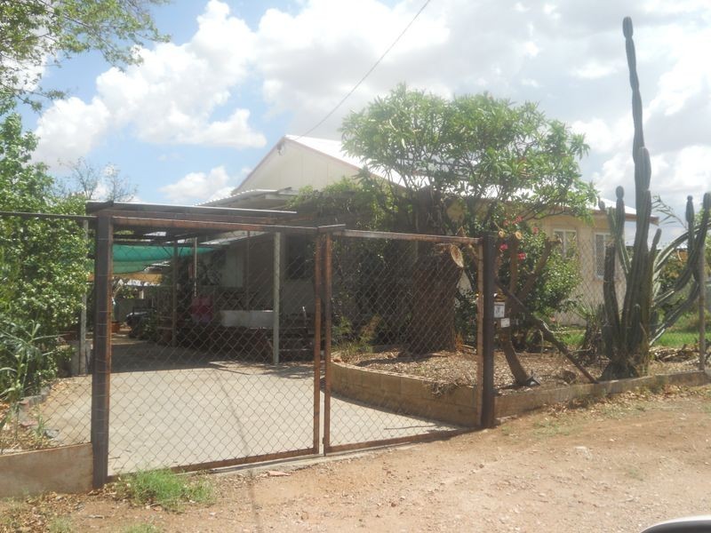 7 Leila Street, Mount Isa QLD 4825