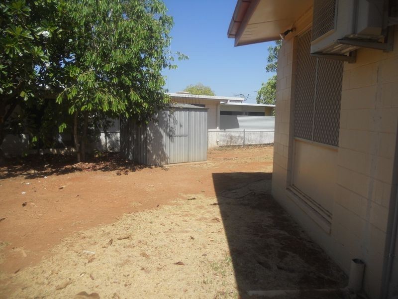 10 Thomson Road, Mount Isa QLD 4825