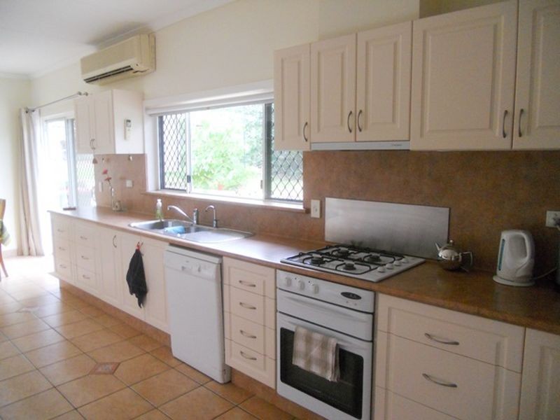 10 Southdown Avenue, Mount Isa QLD 4825