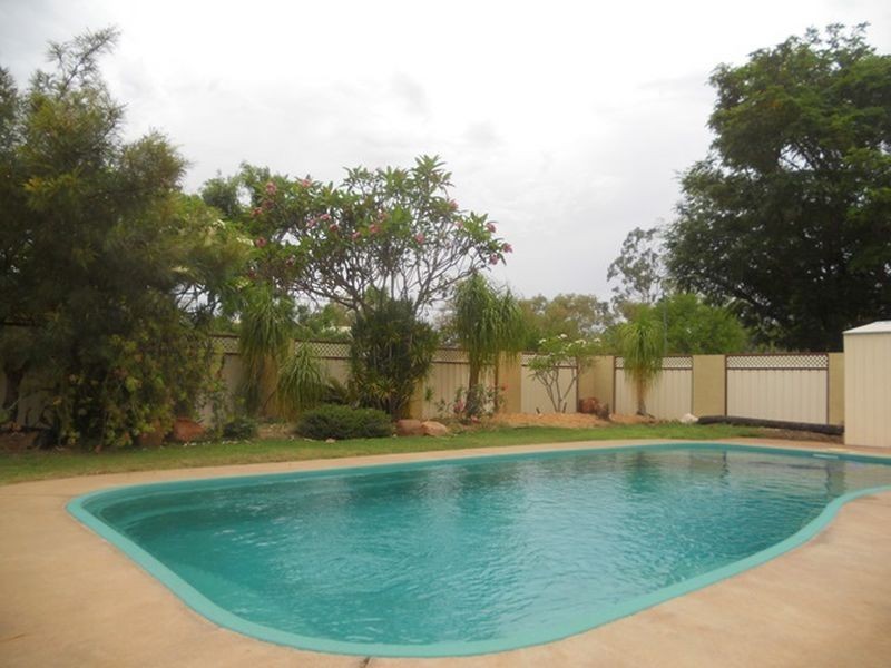 10 Southdown Avenue, Mount Isa QLD 4825