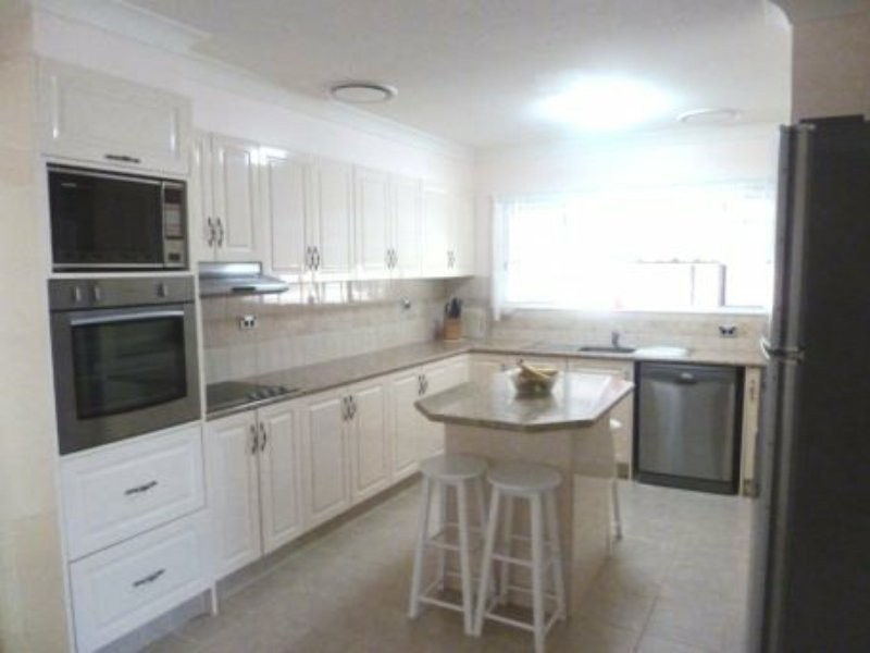 8 Emerald Street, Mount Isa QLD 4825