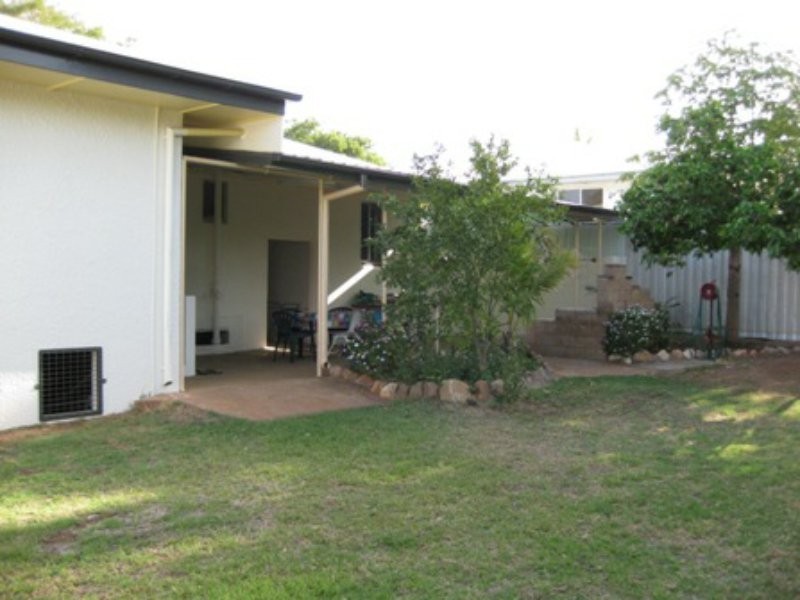 8 Emerald Street, Mount Isa QLD 4825