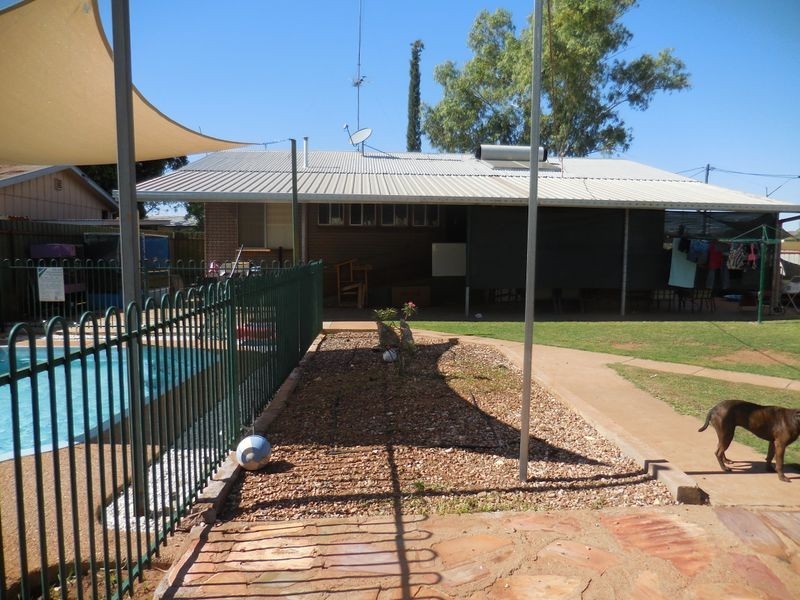 2 Wau Street, Mount Isa QLD 4825