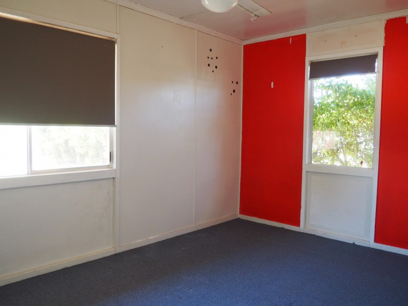 4 Beta Street, Mount Isa QLD 4825
