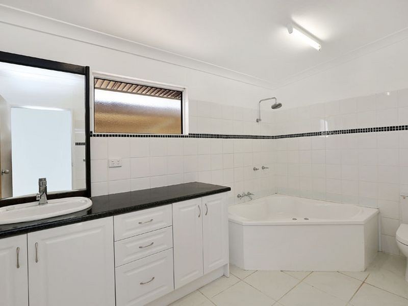 8 Seventeenth Avenue, Mount Isa QLD 4825