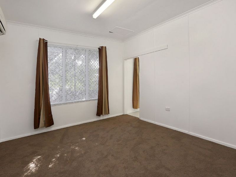 8 Seventeenth Avenue, Mount Isa QLD 4825