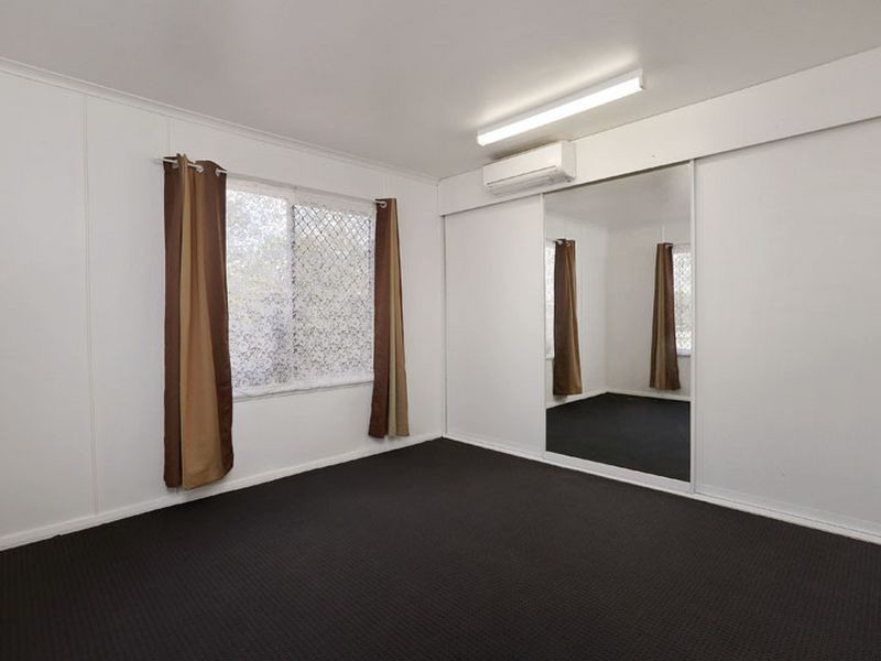 8 Seventeenth Avenue, Mount Isa QLD 4825