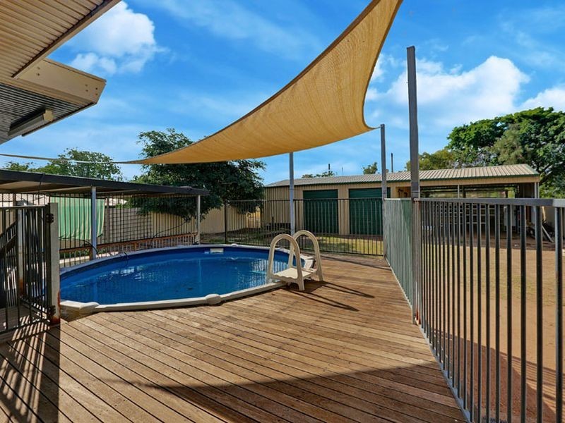 8 Seventeenth Avenue, Mount Isa QLD 4825