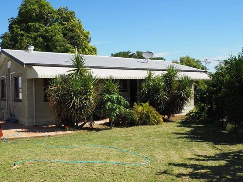 18 Opal Street, Mount Isa QLD 4825