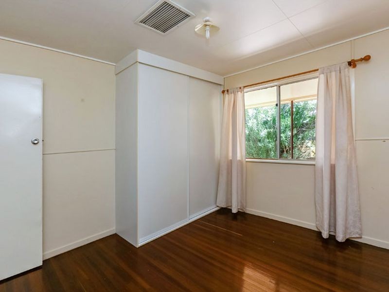 33 Evans Street, Mount Isa QLD 4825