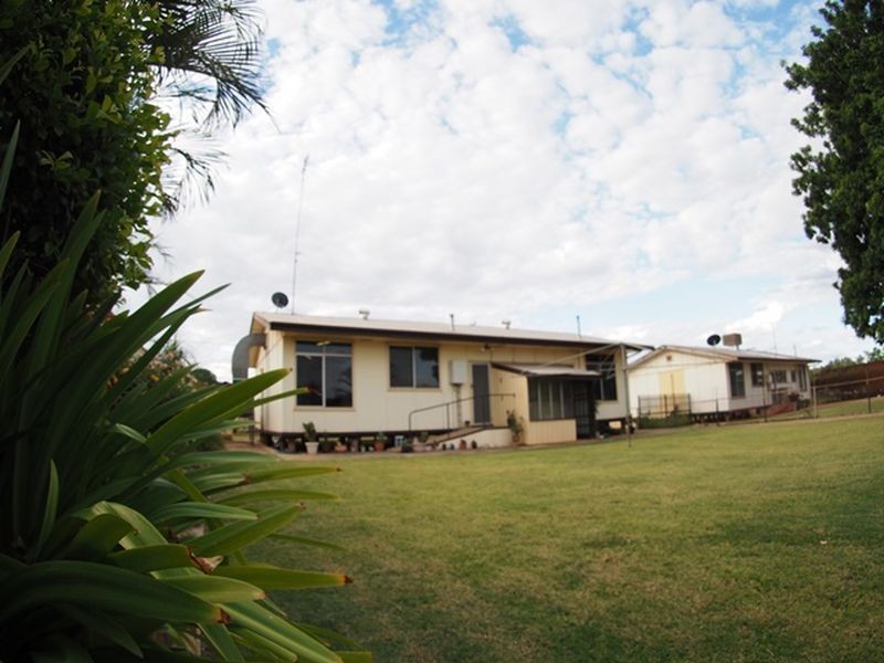 15 Moresby Street, Mount Isa QLD 4825