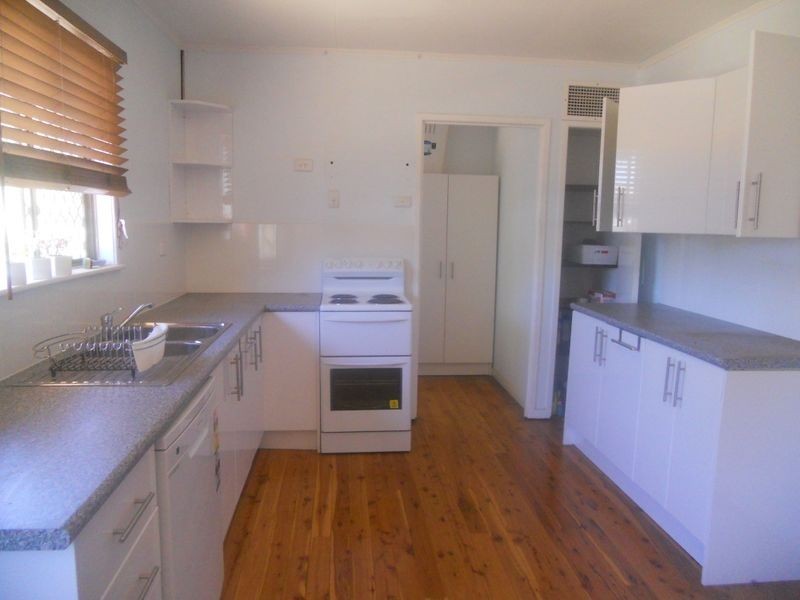 71 Sunset Drive, Mount Isa QLD 4825