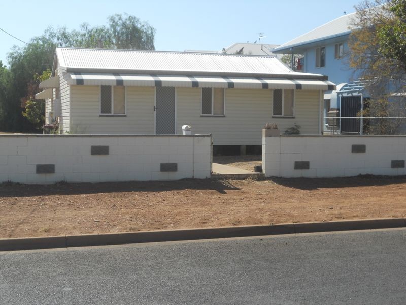 84 West Street, Mount Isa QLD 4825