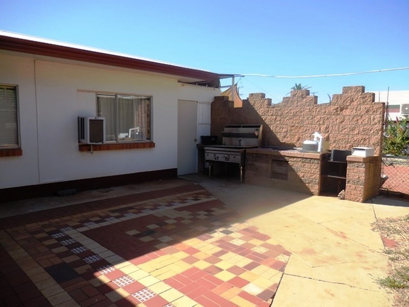 1 Barton Street, Mount Isa QLD 4825