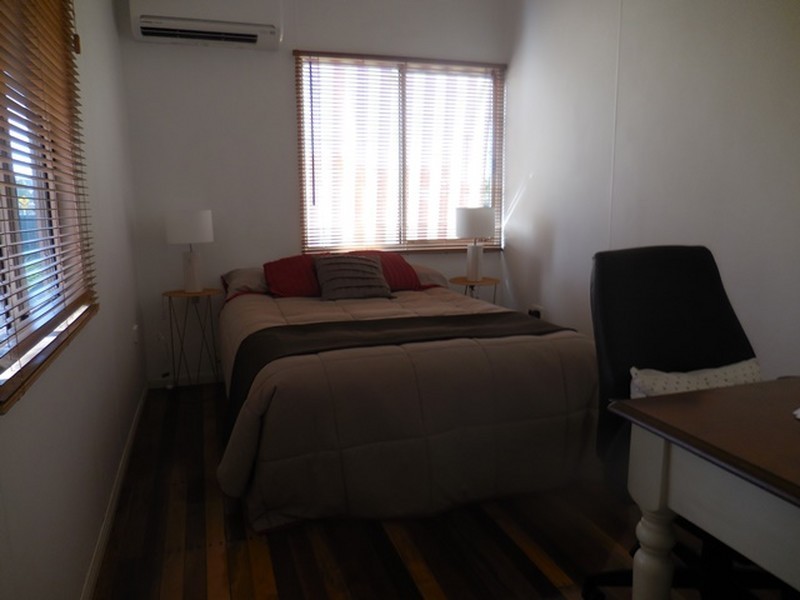 40 Railway Avenue, Mount Isa QLD 4825