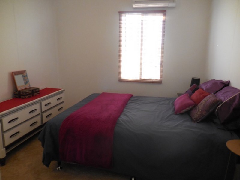 40 Railway Avenue, Mount Isa QLD 4825