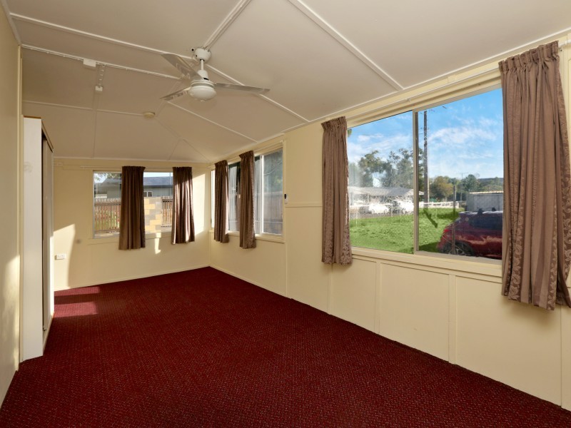 4 Enid Street, Mount Isa QLD 4825