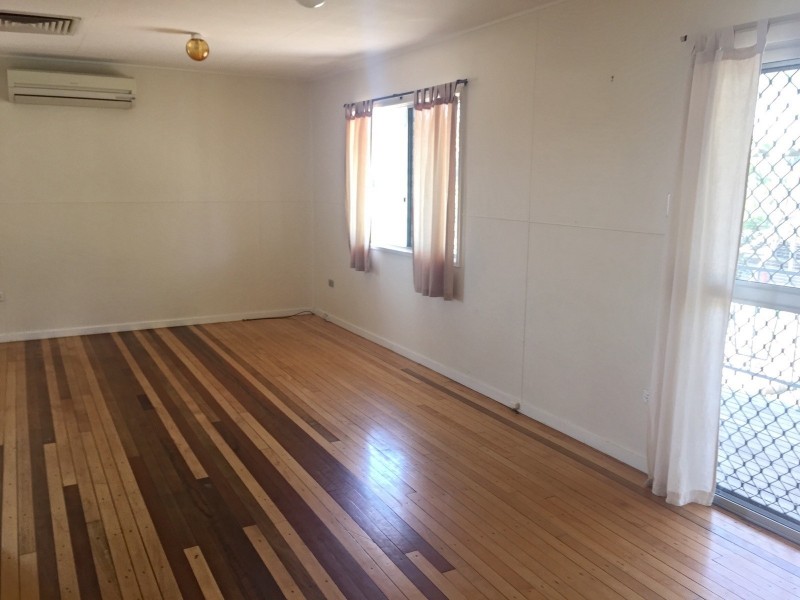 4 Richards Crescent, Mount Isa QLD 4825