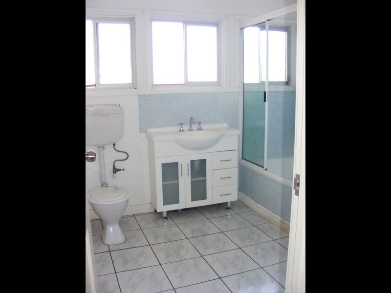 11 Moresby Street, Mount Isa QLD 4825