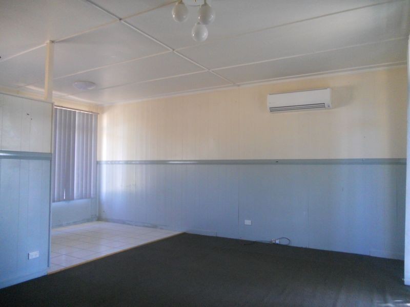 11 Moresby Street, Mount Isa QLD 4825