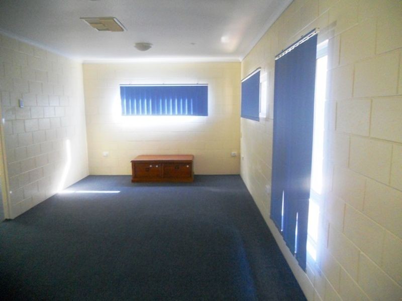 20 Emmalyn Close, Mount Isa QLD 4825