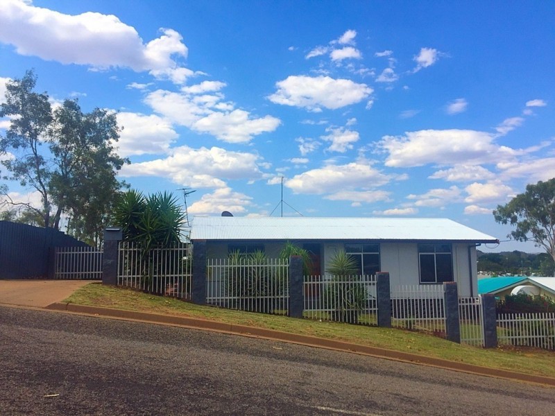 2 Buna Street, Mount Isa QLD 4825