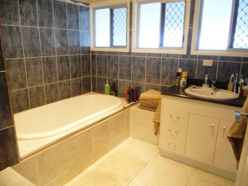 2 Buna Street, Mount Isa QLD 4825