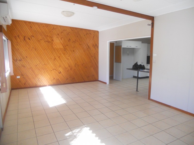 10 Shannon Street, Mount Isa QLD 4825