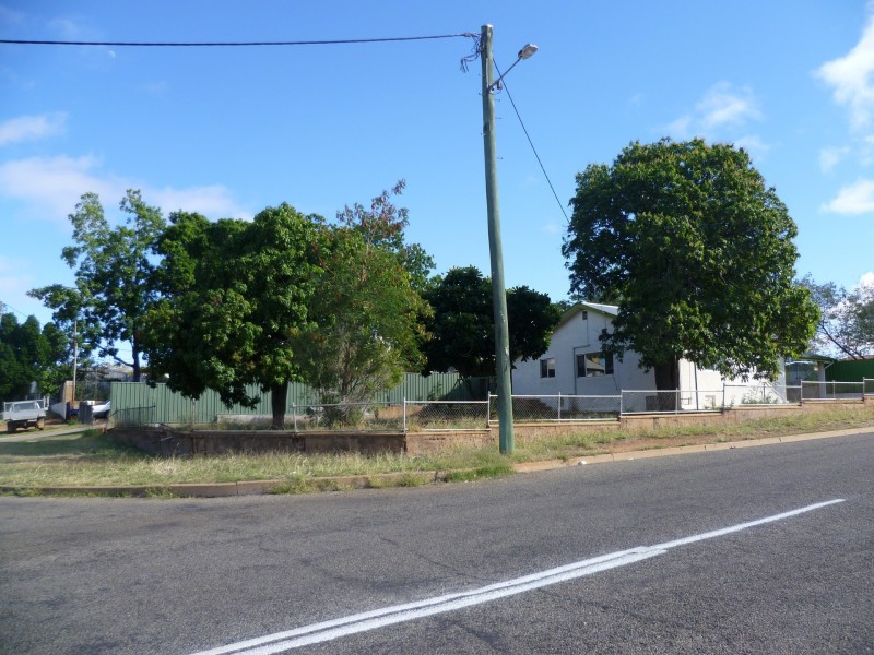 12 Nineteenth Avenue, Mount Isa QLD 4825