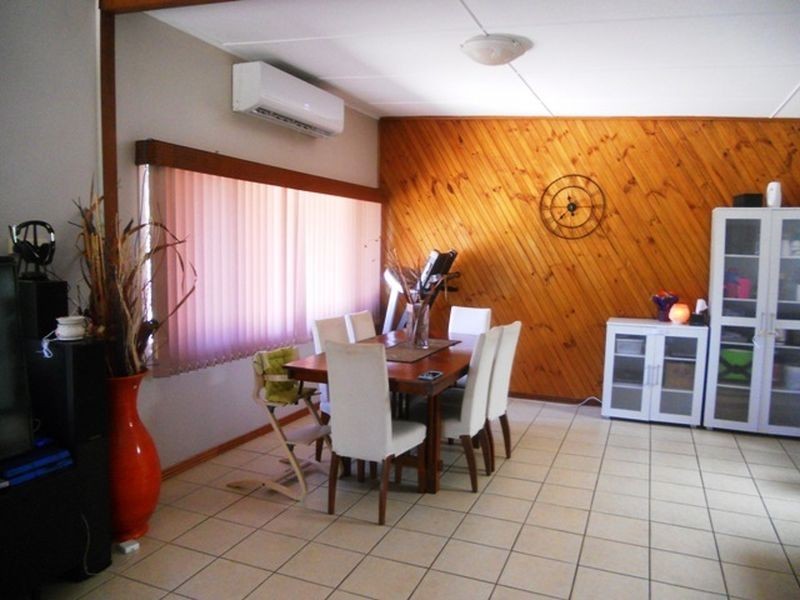10 Shannon Street, Mount Isa QLD 4825