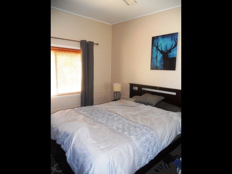 10 Shannon Street, Mount Isa QLD 4825