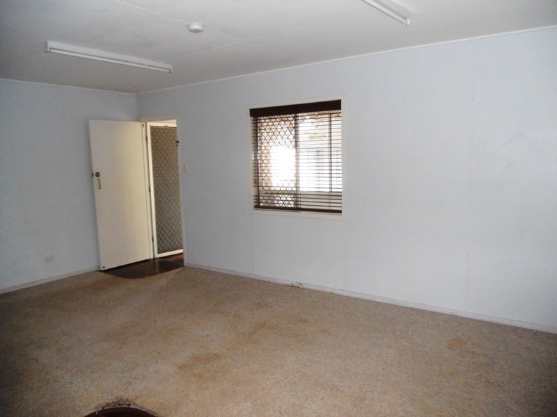 12 Jacobsen Crescent, Mount Isa QLD 4825