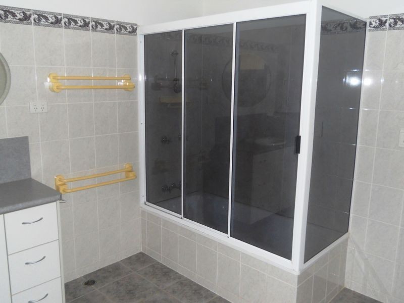 19 Noakes Avenue, Mount Isa QLD 4825