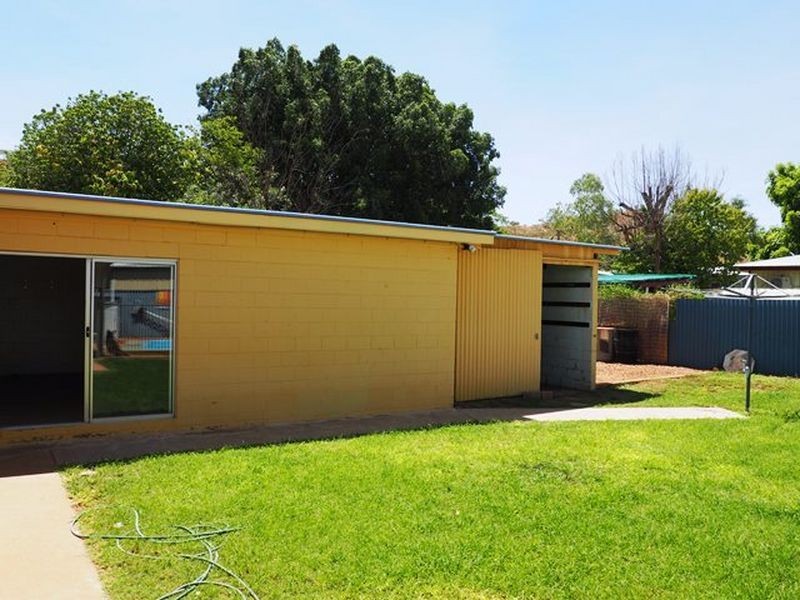 8 Scott Crescent, Mount Isa QLD 4825