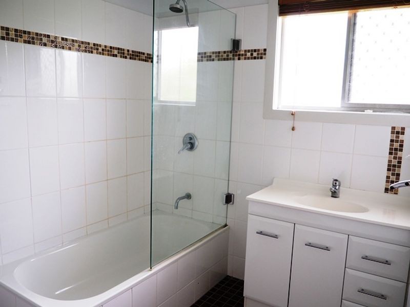 9 Dowsett Crescent, Mount Isa QLD 4825