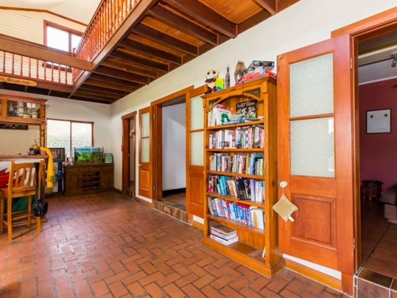 34 Boyd Parade, Mount Isa QLD 4825