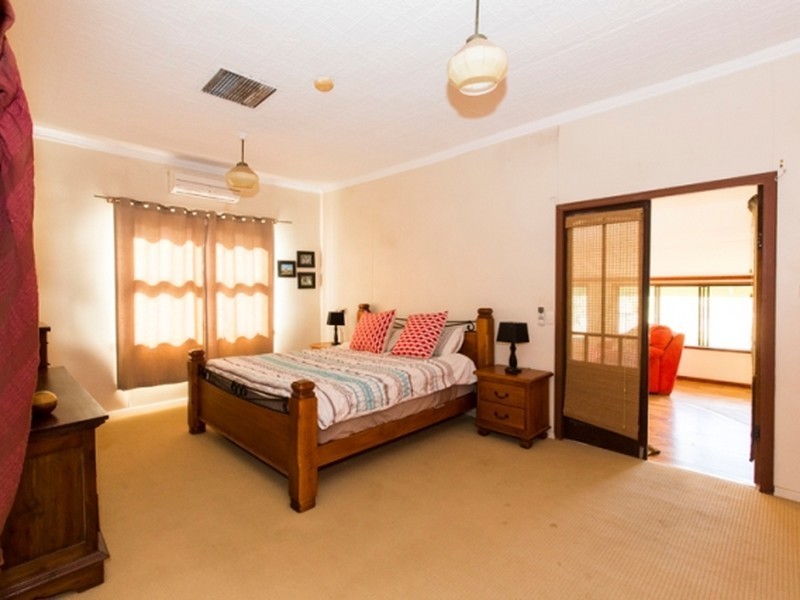 34 Boyd Parade, Mount Isa QLD 4825