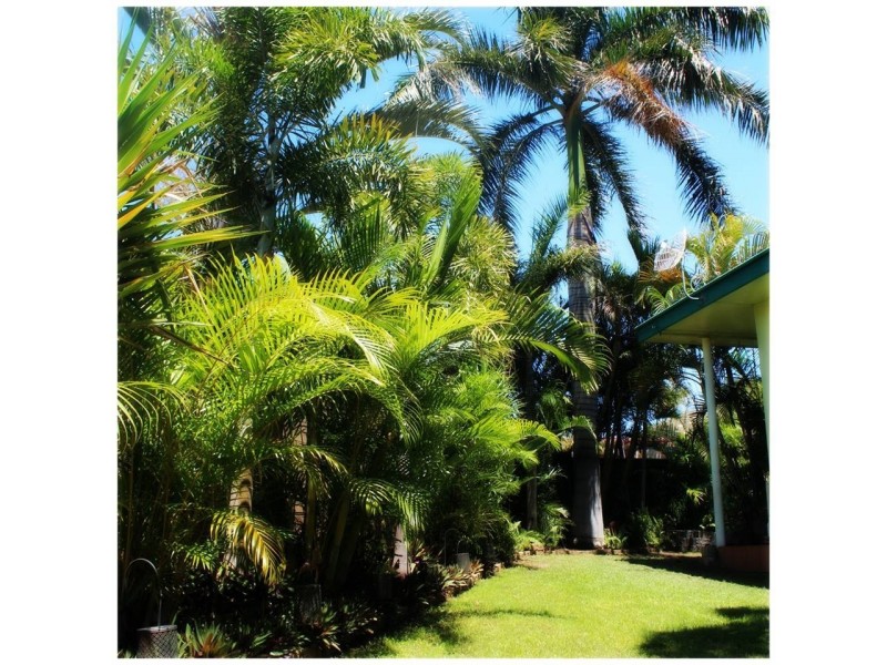 2 Sixth Avenue, Mount Isa QLD 4825