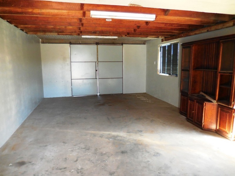 8 Sixth Avenue, Mount Isa QLD 4825