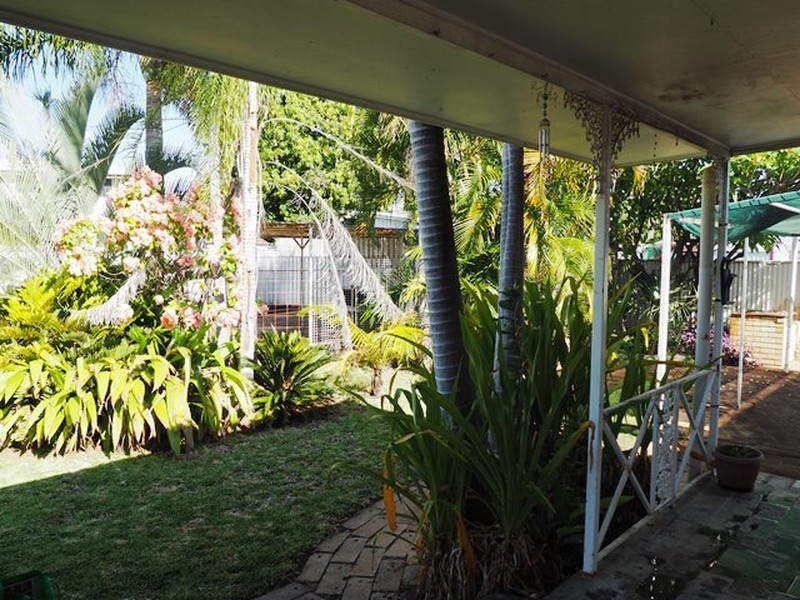 2 Delta Avenue, Mount Isa QLD 4825