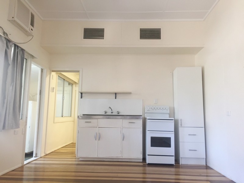 Unit 2/8 Fern Street, Mount Isa QLD 4825