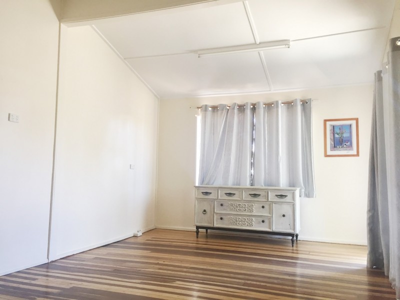 Unit 2/8 Fern Street, Mount Isa QLD 4825