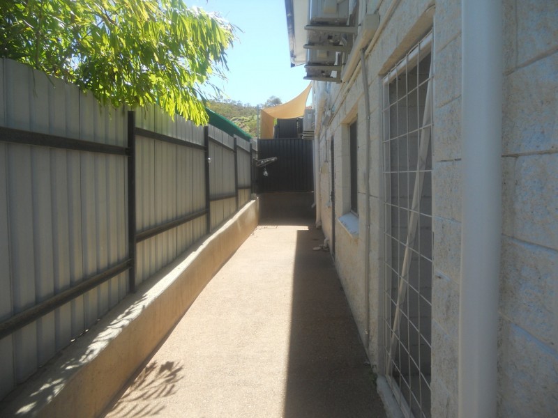 Unit 2/78 Pelican Road, Mount Isa QLD 4825