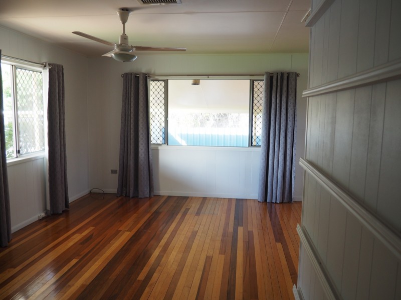 8 Scott Crescent, Mount Isa QLD 4825