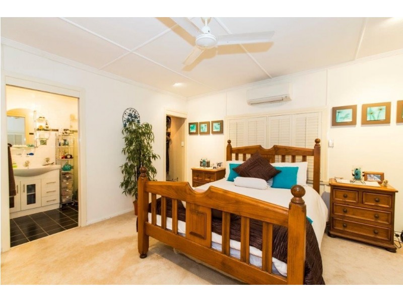 45 Jacobsen Crescent, Mount Isa QLD 4825