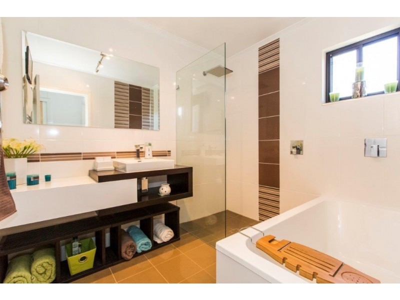 45 Jacobsen Crescent, Mount Isa QLD 4825