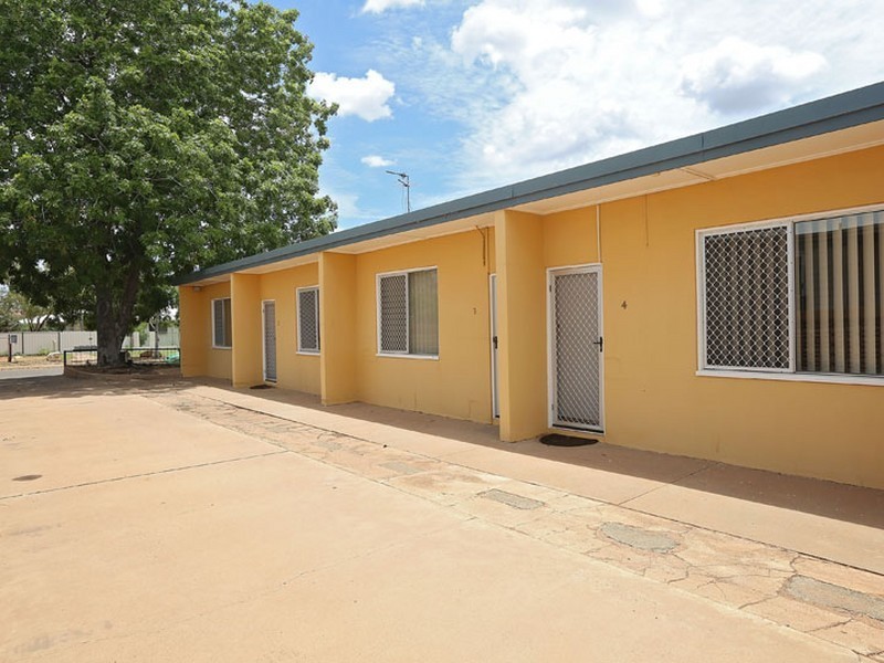 Unit 1-3/176 West Street, Mount Isa QLD 4825