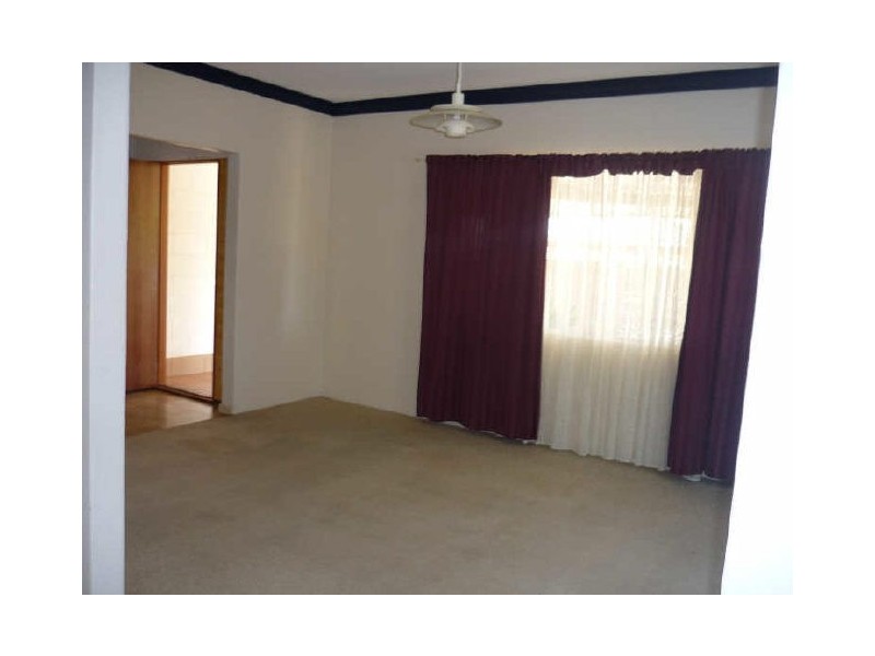 39 Hinkler Street, Mount Isa QLD 4825